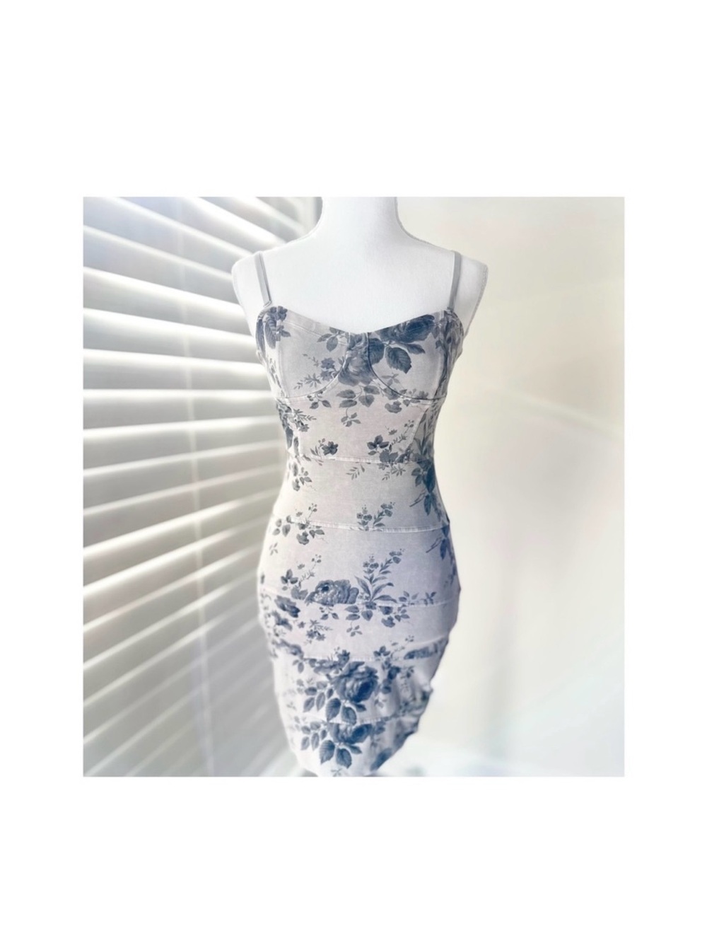 Aritzia Talula Floral Print Tank Dress in Cream and Gray